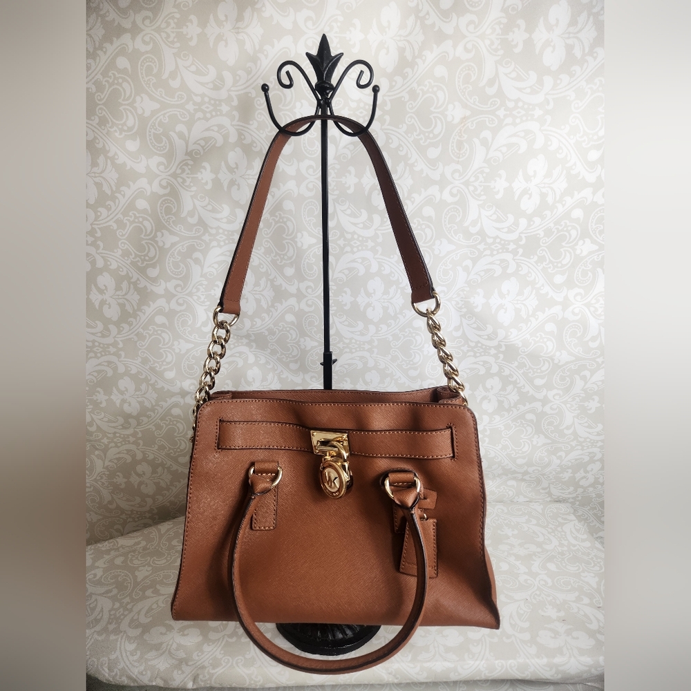 EUC Michael Kors 'Hamilton' Tan Leather Shoulder Bag with Gold Accents